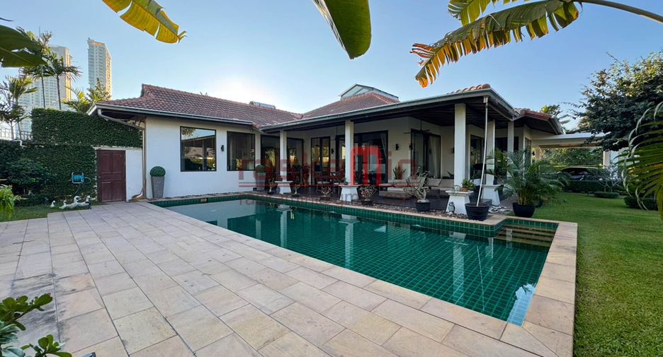 Villa en alquiler de 3 habitaciones en North Pattaya, Pattaya