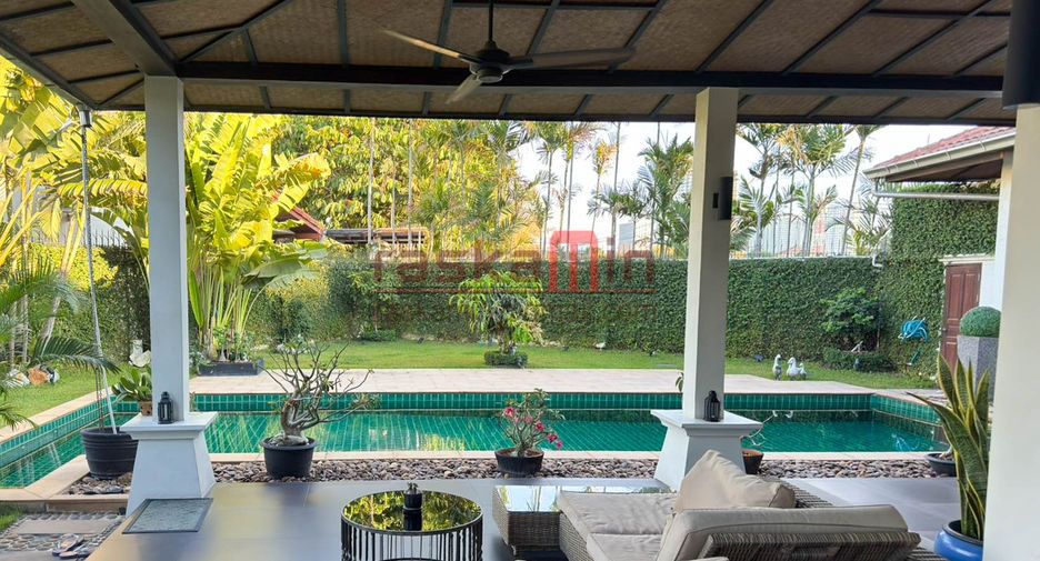Villa en alquiler de 3 habitaciones en North Pattaya, Pattaya