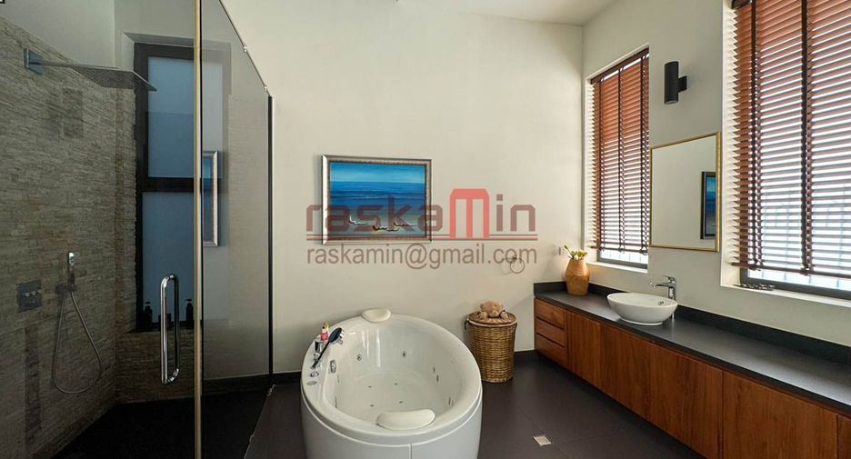Villa en alquiler de 3 habitaciones en North Pattaya, Pattaya