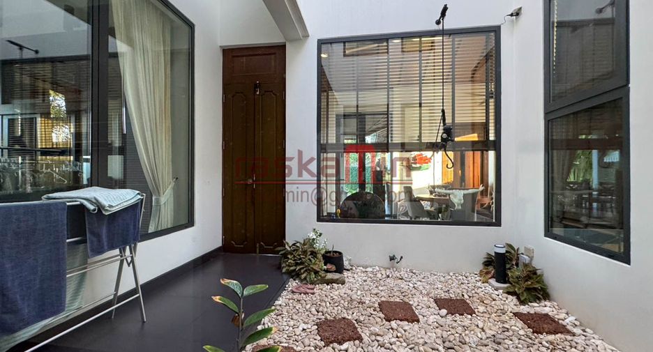 Villa en alquiler de 3 habitaciones en North Pattaya, Pattaya
