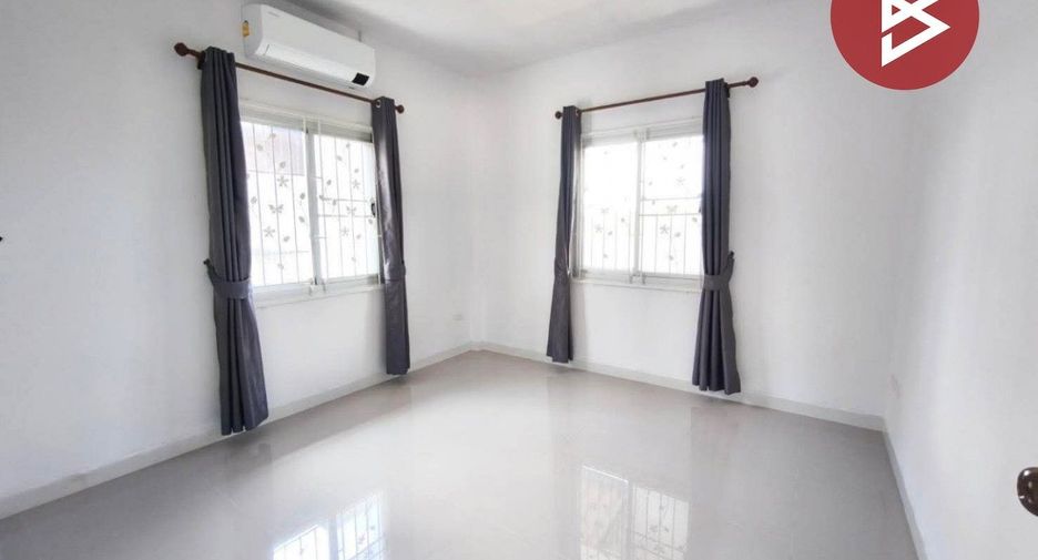 For sale 3 ベッドルーム house in Phan Thong, Chonburi