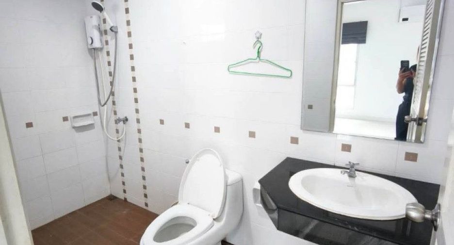 For sale 3 ベッドルーム house in Phan Thong, Chonburi