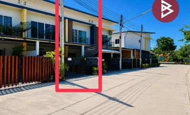 For sale 3 bedrooms townhouse in Mueang Chon Buri, Chonburi