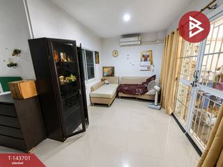 Casa adosada en venta de 3 habitaciones en Mueang Chon Buri, Chonburi