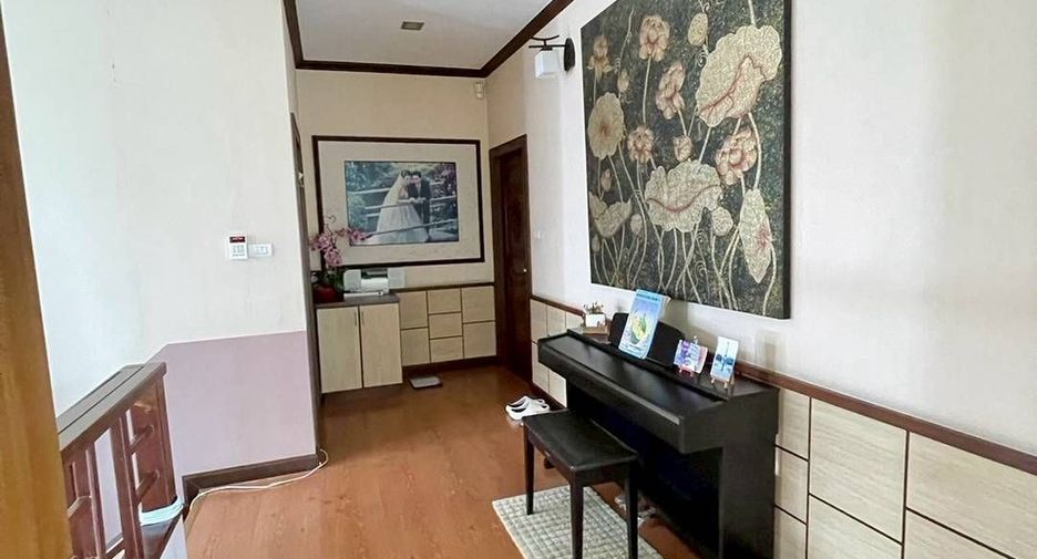 À vendre 3 chambres maison à Mueang Chon Buri, Chonburi
