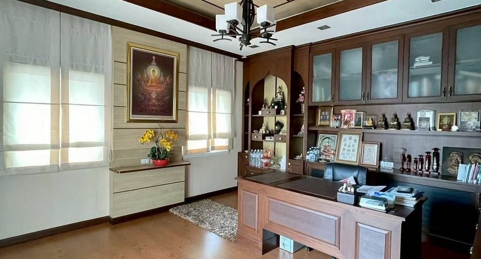 À vendre 3 chambres maison à Mueang Chon Buri, Chonburi