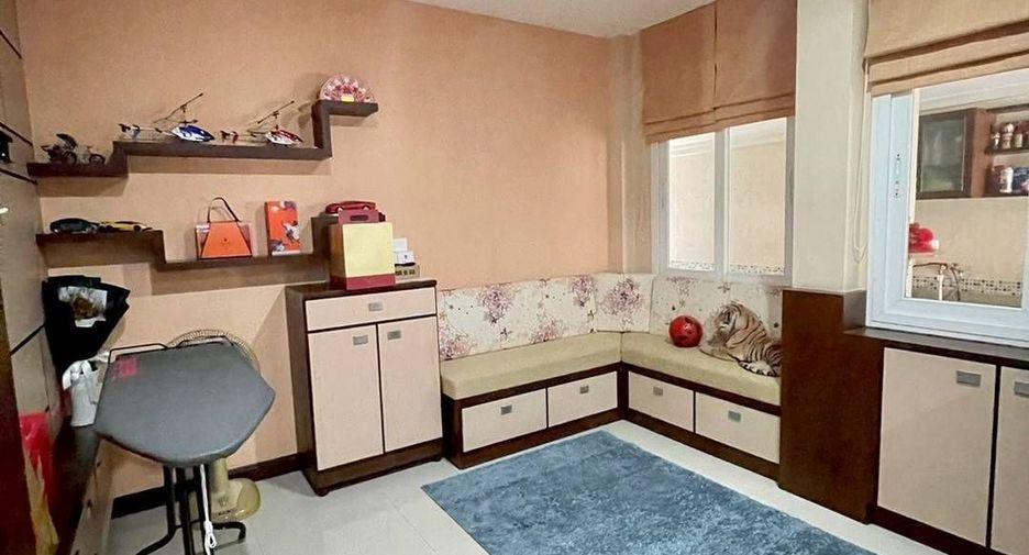 À vendre 3 chambres maison à Mueang Chon Buri, Chonburi
