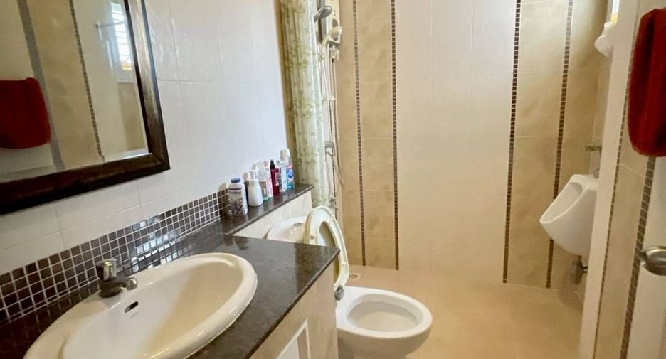 À vendre 3 chambres maison à Mueang Chon Buri, Chonburi
