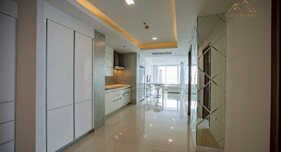 For sale 3 bedrooms condo in Sattahip, Chonburi