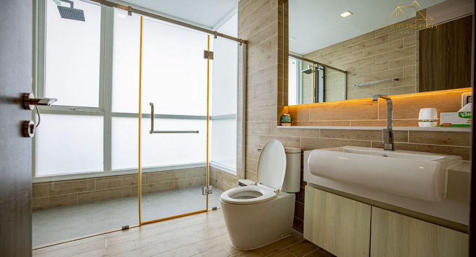 For sale 3 bedrooms condo in Sattahip, Chonburi