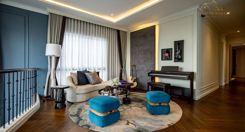 For sale 4 bedrooms house in East Pattaya, Pattaya
