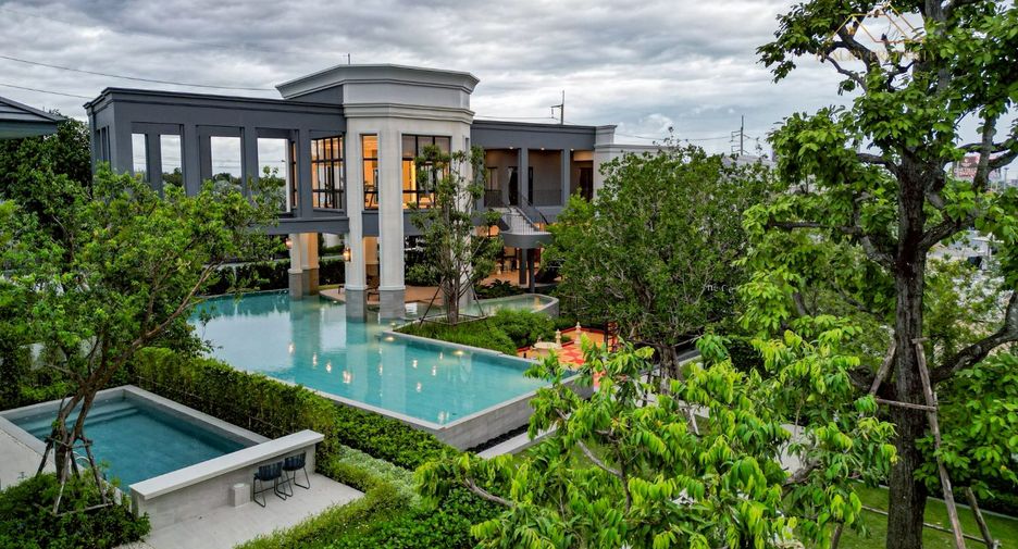 For sale 4 bedrooms house in East Pattaya, Pattaya
