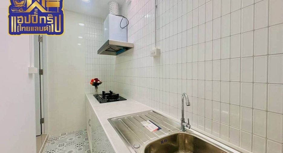 Продажа 2 спальни таунхаус в Si Racha, Чонбури
