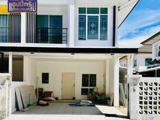 出售 3 卧室 独立屋 在 Si Racha, Chon Buri