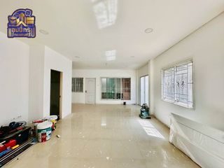 出售 3 卧室 独立屋 在 Si Racha, Chon Buri