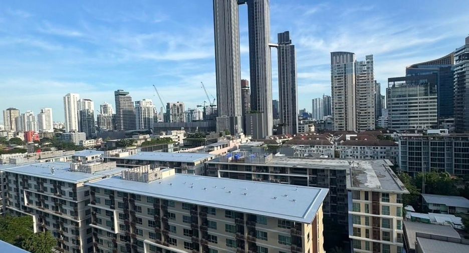 For rent 1 bed condo in Watthana, Bangkok