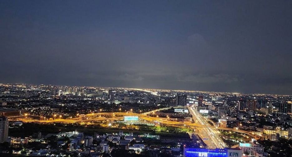 For rent 1 bed condo in Huai Khwang, Bangkok