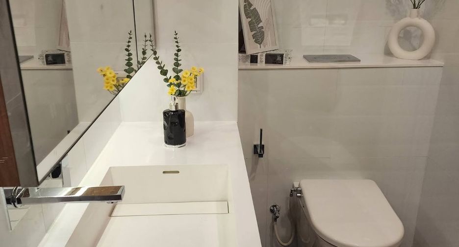 For rent 1 bed condo in Huai Khwang, Bangkok