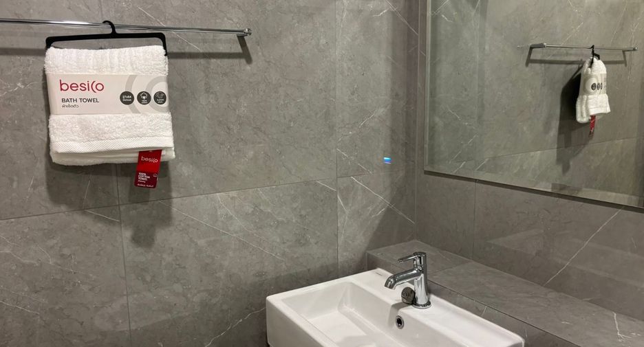 For rent 1 Beds condo in Phra Khanong, Bangkok