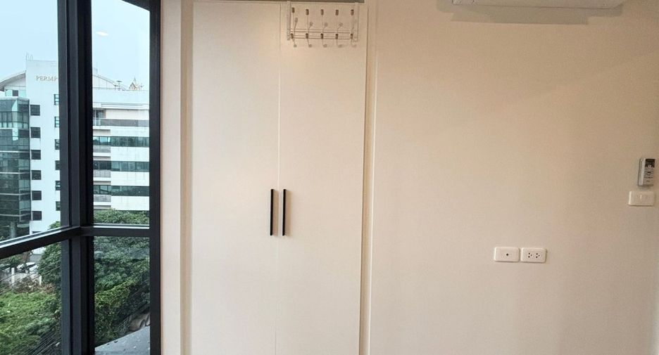 For rent 1 Beds condo in Phra Khanong, Bangkok