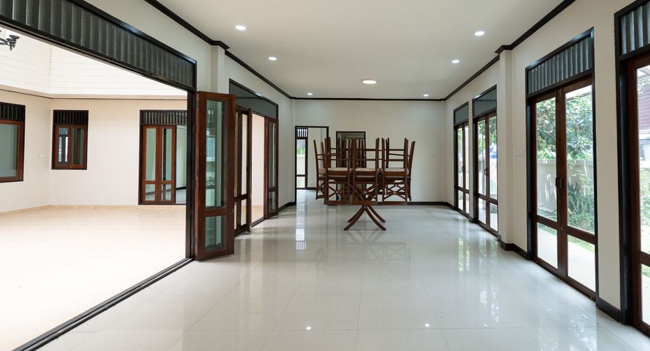 For sale 3 ベッドルーム house in East Pattaya, Pattaya