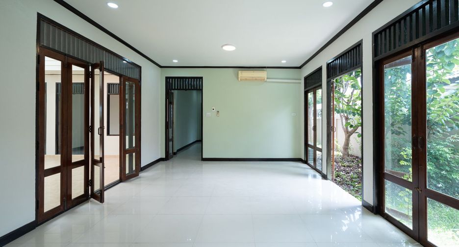 For sale 3 ベッドルーム house in East Pattaya, Pattaya