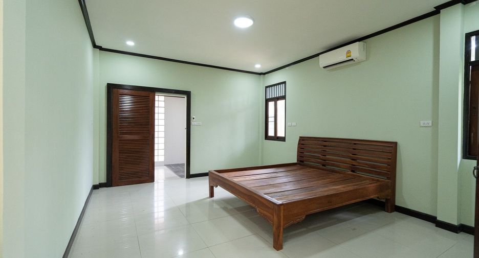 For sale 3 ベッドルーム house in East Pattaya, Pattaya