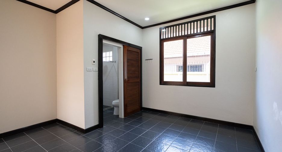 For sale 3 ベッドルーム house in East Pattaya, Pattaya