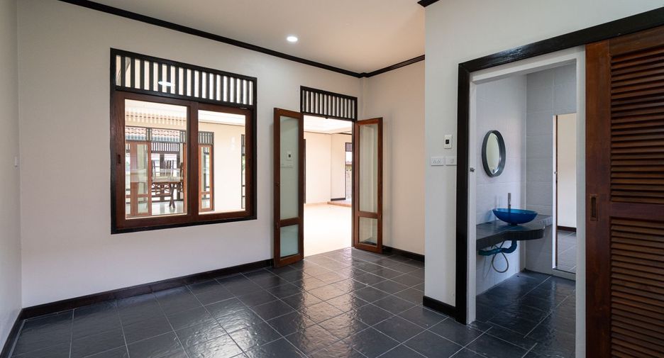 For sale 3 ベッドルーム house in East Pattaya, Pattaya