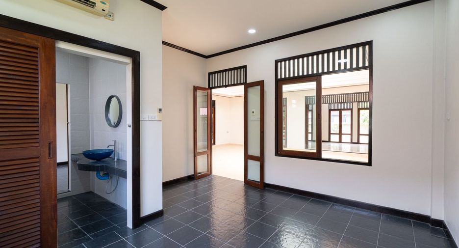 For sale 3 ベッドルーム house in East Pattaya, Pattaya