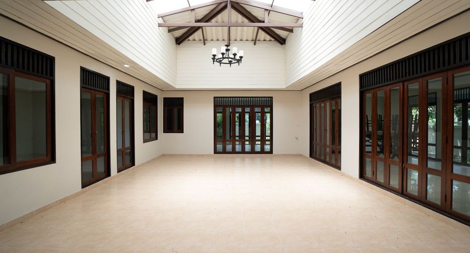 For sale 3 ベッドルーム house in East Pattaya, Pattaya