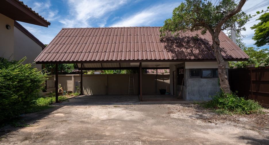 For sale 3 ベッドルーム house in East Pattaya, Pattaya