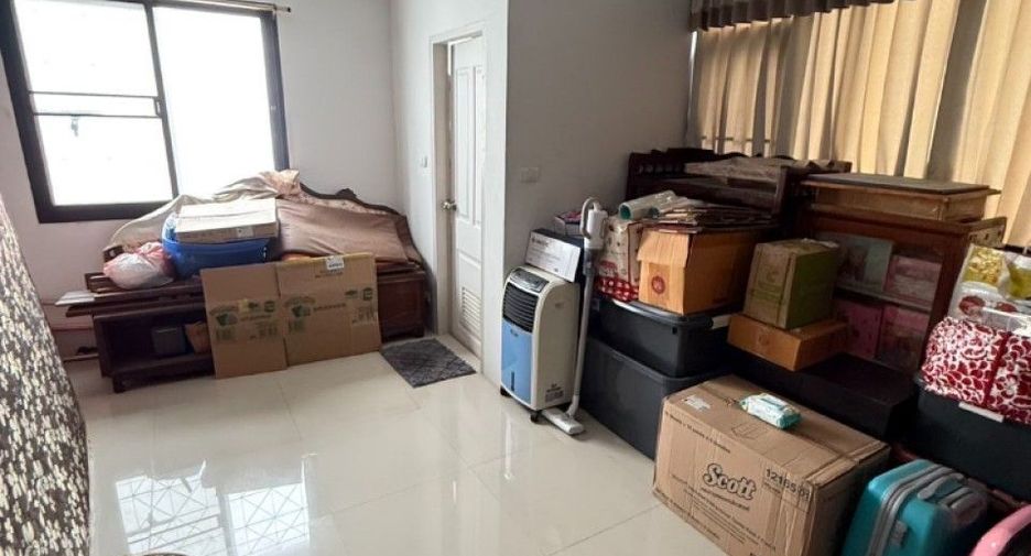À vendre 6 chambres local commercial à Mueang Samut Sakhon, Samut Sakhon
