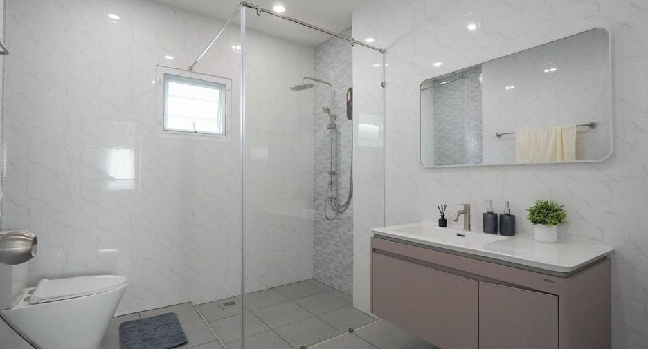 For sale 3 ベッドルーム house in Jomtien, Pattaya