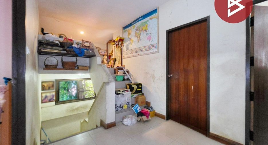 出售 6 卧室 独立屋 在 Lak Si, 曼谷