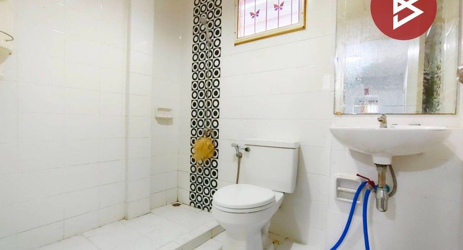 À vendre 3 chambres maison de ville à Mueang Samut Sakhon, Samut Sakhon