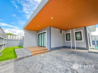 For rent and for sale 3 bedrooms house in Bang Lamung, Chonburi