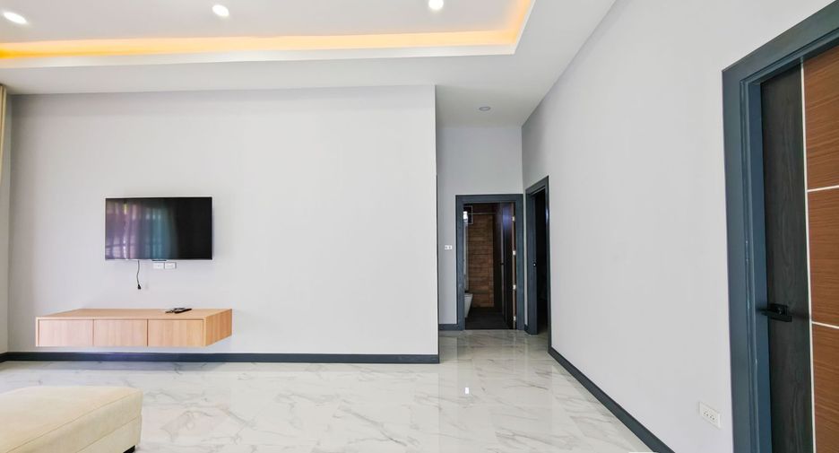 For rent そして for sale 3 ベッドルーム house in Jomtien, Pattaya