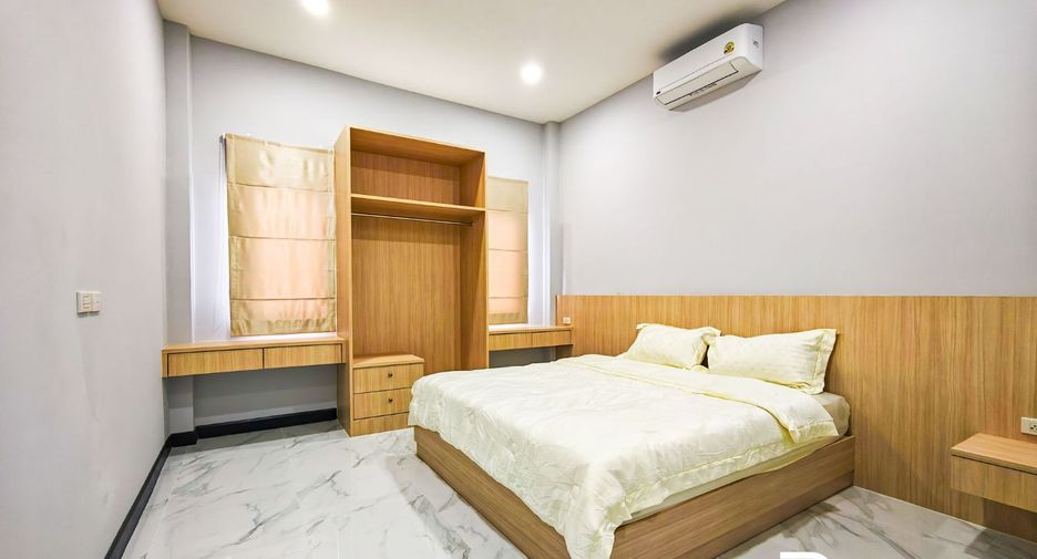 For rent そして for sale 3 ベッドルーム house in Jomtien, Pattaya