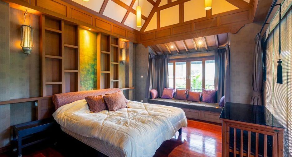 For sale 4 bedrooms villa in Jomtien, Pattaya