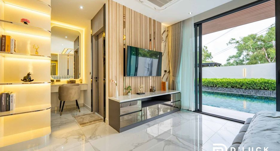 For sale 5 bedrooms villa in East Pattaya, Pattaya