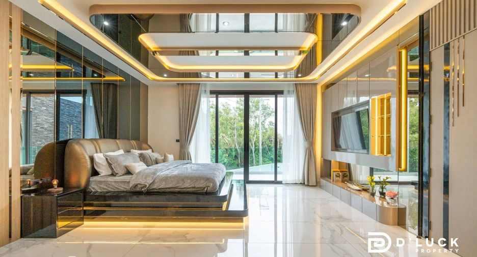 For sale 5 bedrooms villa in East Pattaya, Pattaya