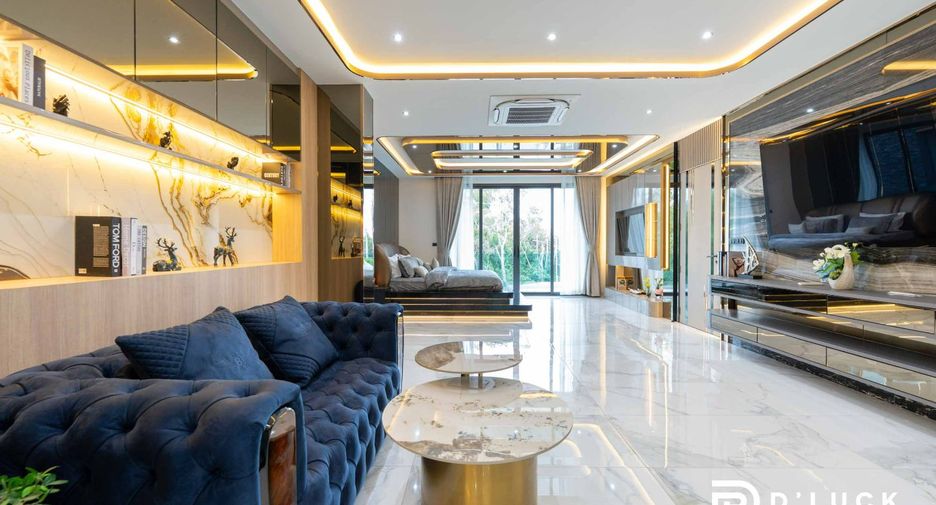 For sale 5 bedrooms villa in East Pattaya, Pattaya