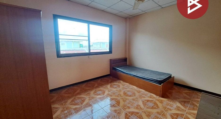 Продажа 10 спальни торговое помещение в Mueang Nakhon Sawan, Накхонсаван