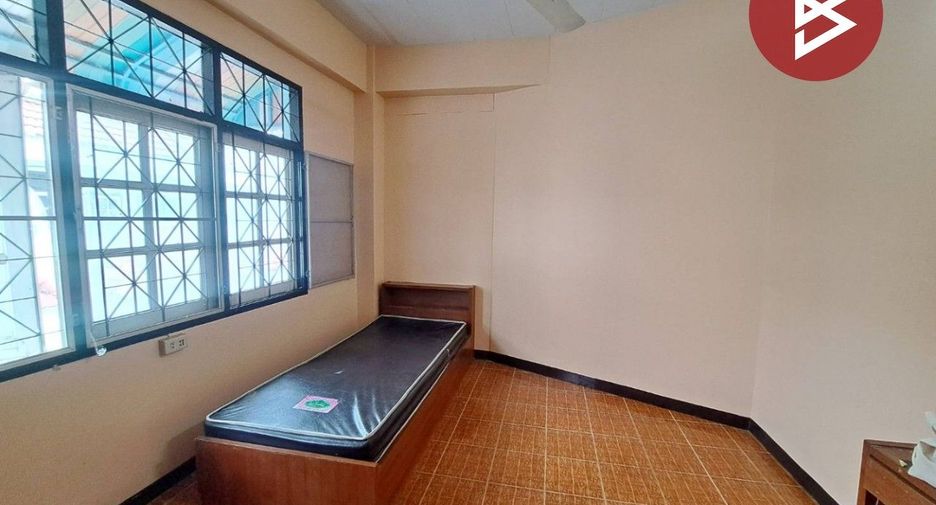Продажа 10 спальни торговое помещение в Mueang Nakhon Sawan, Накхонсаван