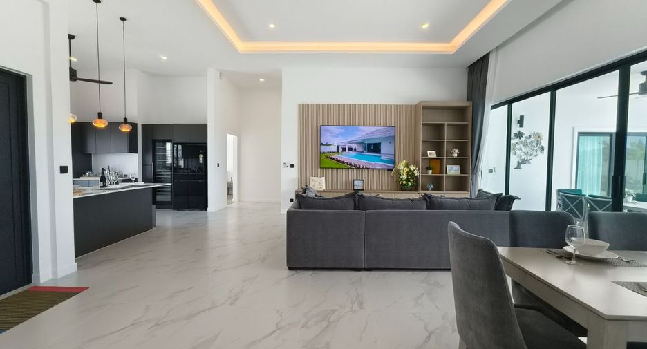 For sale 3 ベッドルーム villa in Hua Hin, Prachuap Khiri Khan