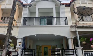For sale 3 bedrooms townhouse in Mueang Phuket, Phuket