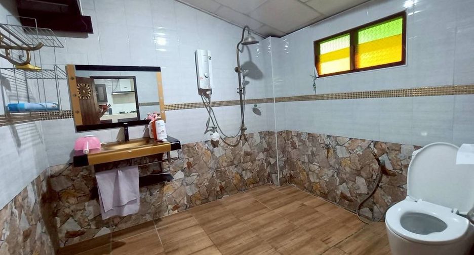 For rent 3 bedrooms house in Mueang Chiang Mai, Chiang Mai