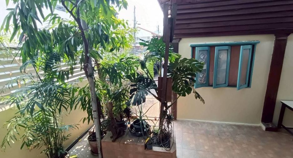 For rent 3 bedrooms house in Mueang Chiang Mai, Chiang Mai
