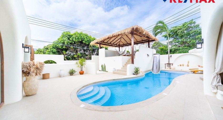 For sale 4 bedrooms house in Jomtien, Pattaya
